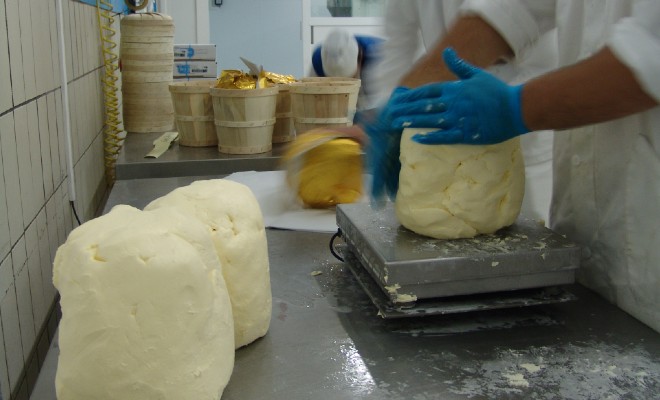 26 582 tonnes de beurre AOP Charentes-Poitou ont été commercialisés en 2020, contre 27 813 t en 2019