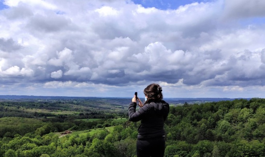 L'application Dorie permet de découvrir le patrimoine de la Dordogne de manière interactive
