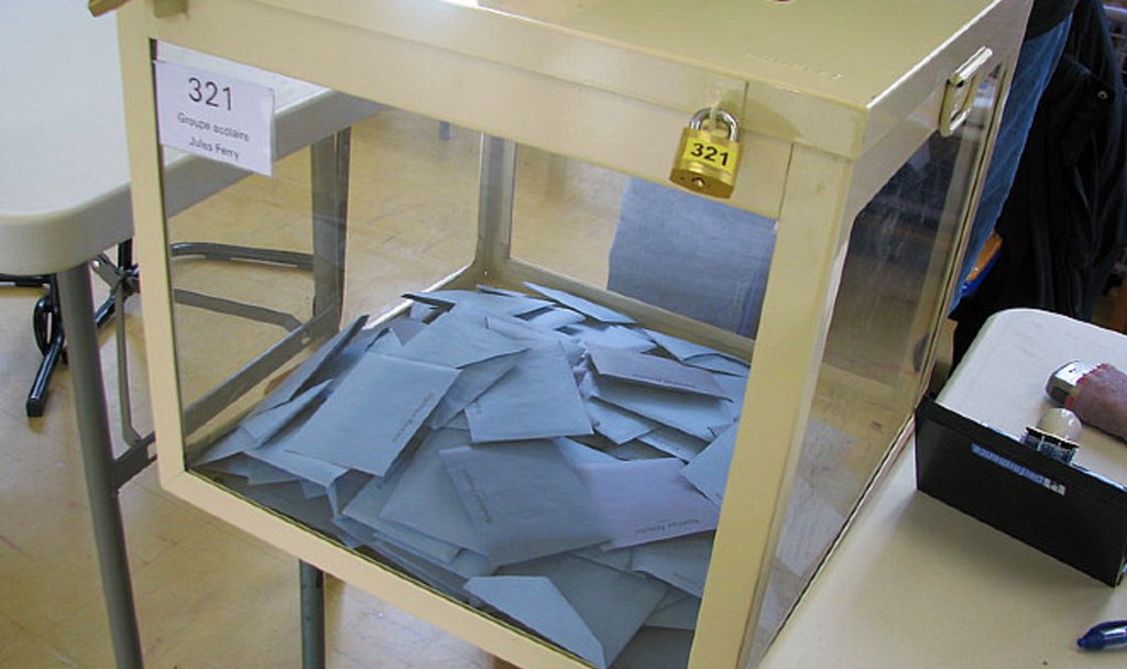 Photo d'illustration urne vote élection