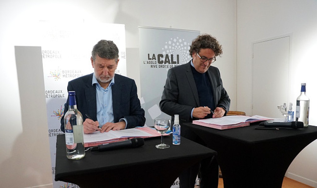 Alain Anziani, Président de Bordeaux Métropole et Philippe Buisson, Président de la Cali ont signé à Libourne, le Contrat des Nouveaux Équilibres de Coopération Territoriale ( CoNECT )