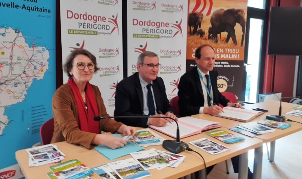 La convention entre le Département de la Dordogne et la SNCF a été signée lundi