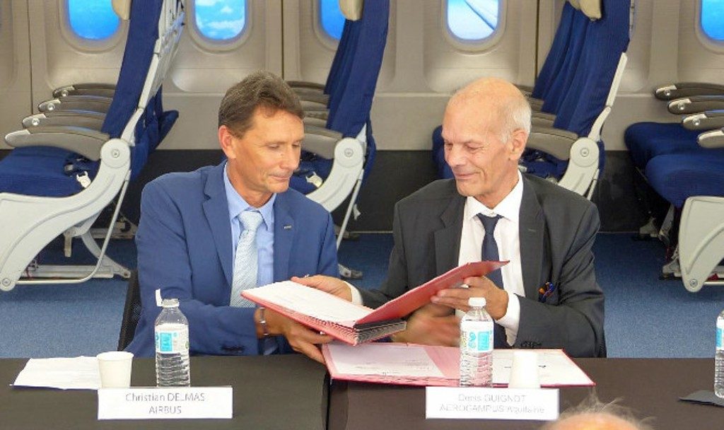 Signature convention entre Airbus et Aérocampus Aquitaine