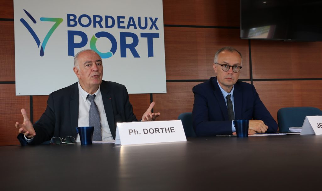 Le président du port de BOrdeaux, Philippe Dorte, et le directeur général Jean-Frédéric Laurent.