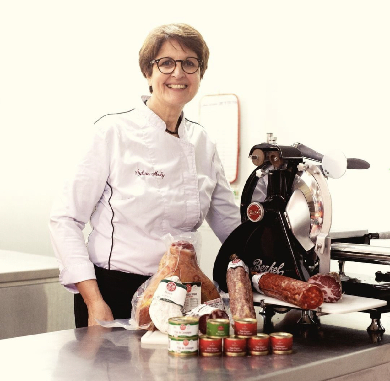 La cheffe cuisinière et co-gérante du restaurant Le Jardin Pêcheur, Sylvie Maly