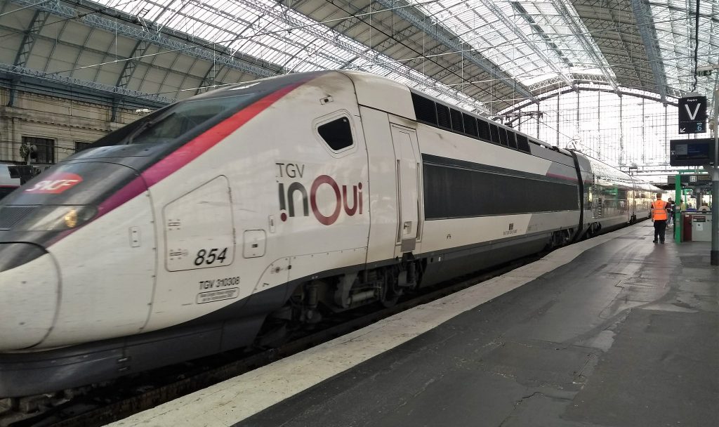 un tgv inoui en gare de Bordeaux