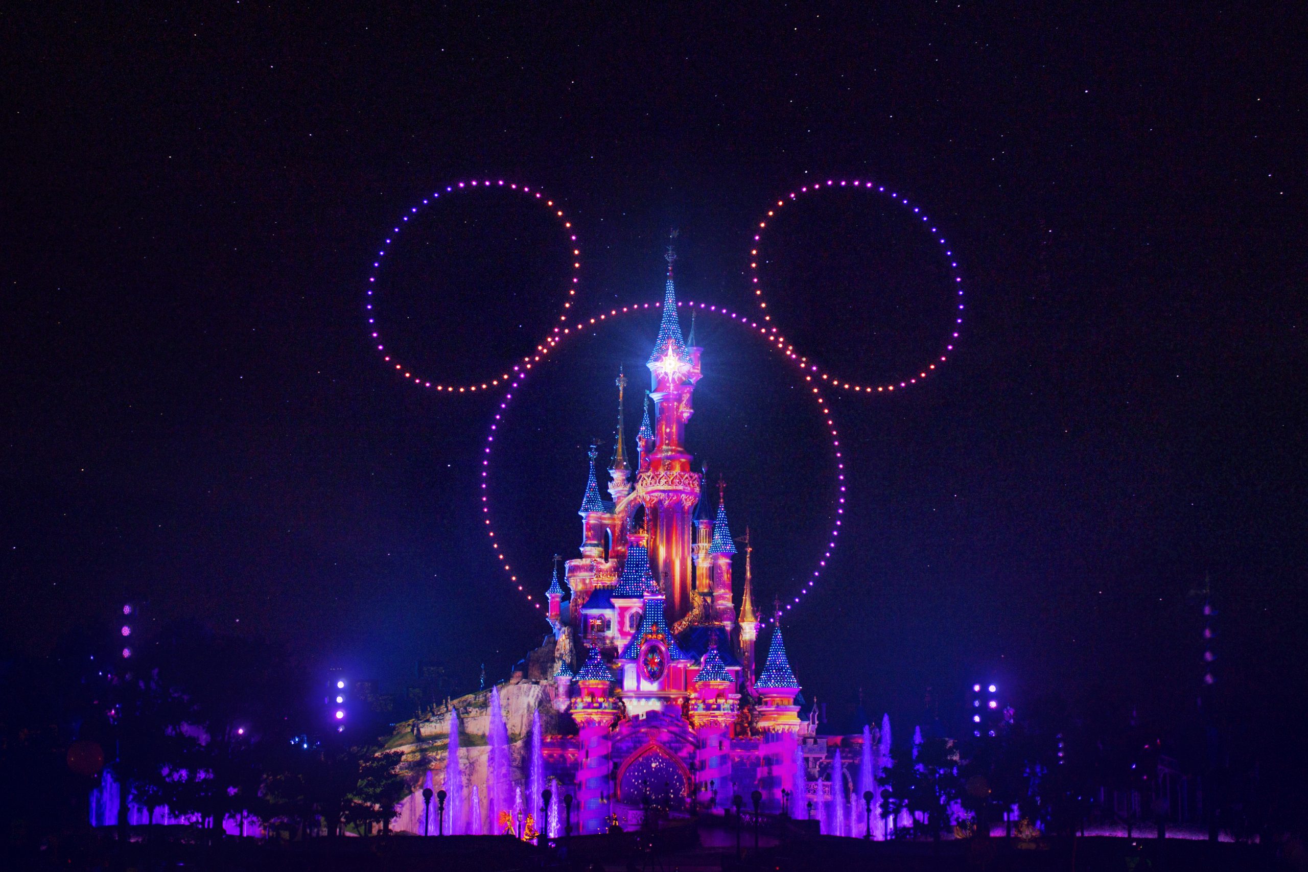 Dronisos - spectacle à Disney Land Paris