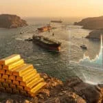 Lingots d'or au premier plan face au détroit d'Ormuz avec un graphique holographique montrant le prix du Brent à 126$.
