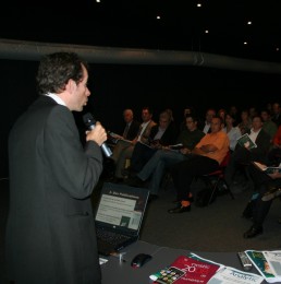 Présentation du SIAD par Laurent-Pierre Gilliard aux 120 participants présents