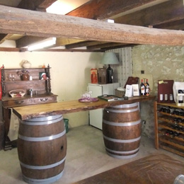 La salle de dégustation du Moulin de Moustelat, réadaptée à l'accueil de visiteur selon les conseils du réseau Bienvenue à la Ferme