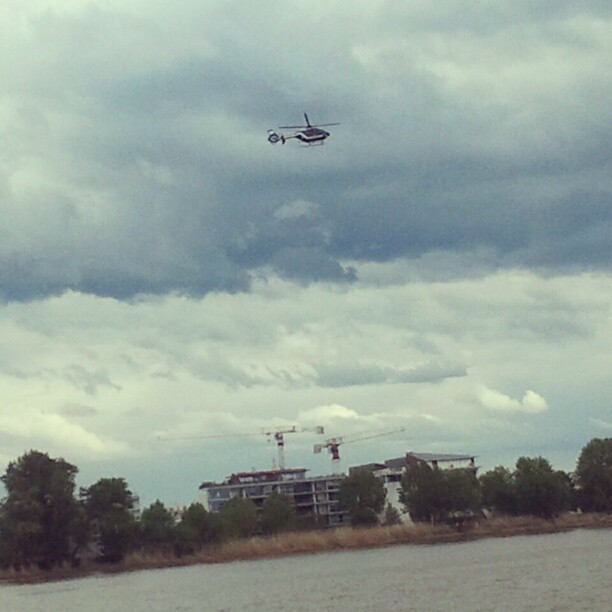 Un hélicoptère de la gendarmerie a survolé la Garonne dans l'après-midi du 1er mai 