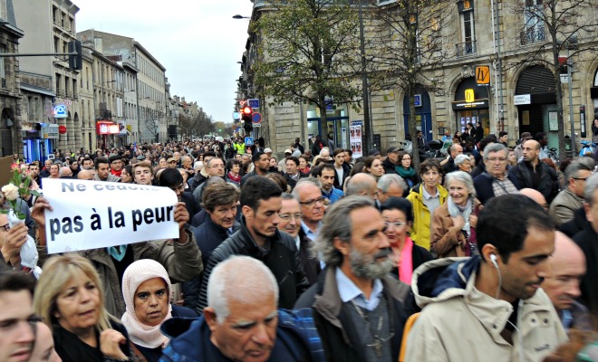 La marche inter-religieuse a réunie plus de 2000 personnes