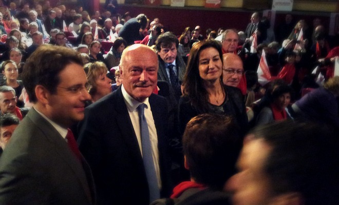 Alain Rousset et Françoise Coutant (eelv) réunis lors du meetieng d'entre deux tours des élections régionales à Mérignac (décembre 2015)