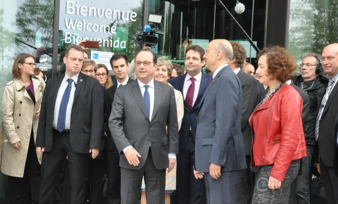 La cité du vin à Bordeaux a été inaugurée par François Hollande, ici au côté d'Alain Juppé et de Matthias Fekl