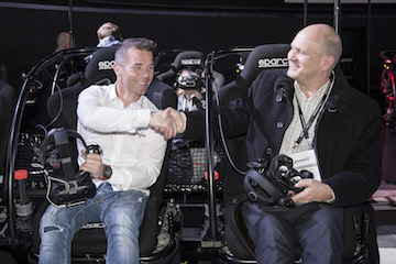 Sébastien Loeb s'est lui aussi glissé dans la peau d'un copilote en testant la nouvelle attraction aux côtés de Dominique Hummel.