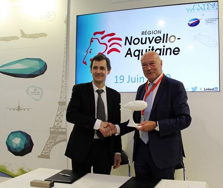 Stéphane Bougon, président de FLYING WHALES, et Alain Rousset, président du Conseil régional de Nouvelle-Aquitaine.