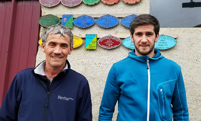 Philippe et Jean Basta, éleveurs au sein du GAEC Basta à Arzacq Arraziguet dans Pyrénées-Atlantiques