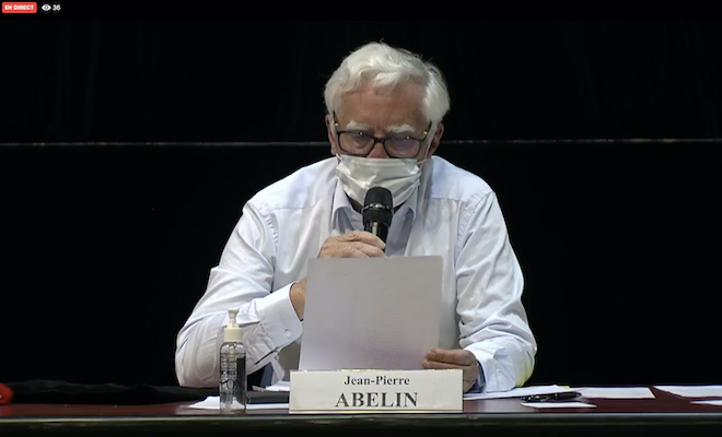 Jean-Pierre Abelin enchaîne un troisième mandat à la mairie de Châtellerault.