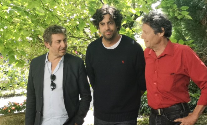 Antoine de Maximy, Max Boubil et le producteur du film J'irais dormir dans les carpates