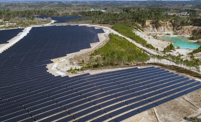La centrale photovoltaïque du Fouilloux en Charente-Maritime © Cyrille Dupont